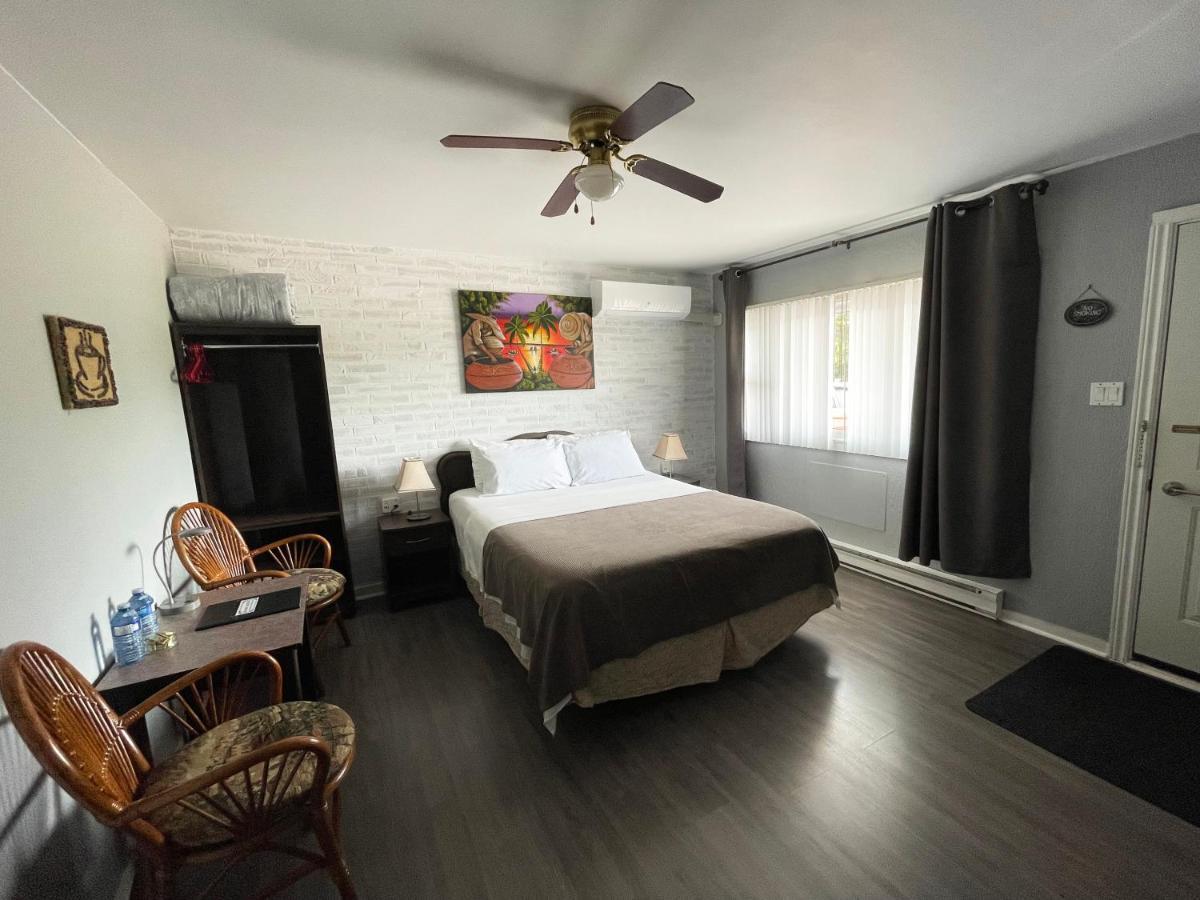 Auberge Restwell Motel Berrys Mills ภายนอก รูปภาพ