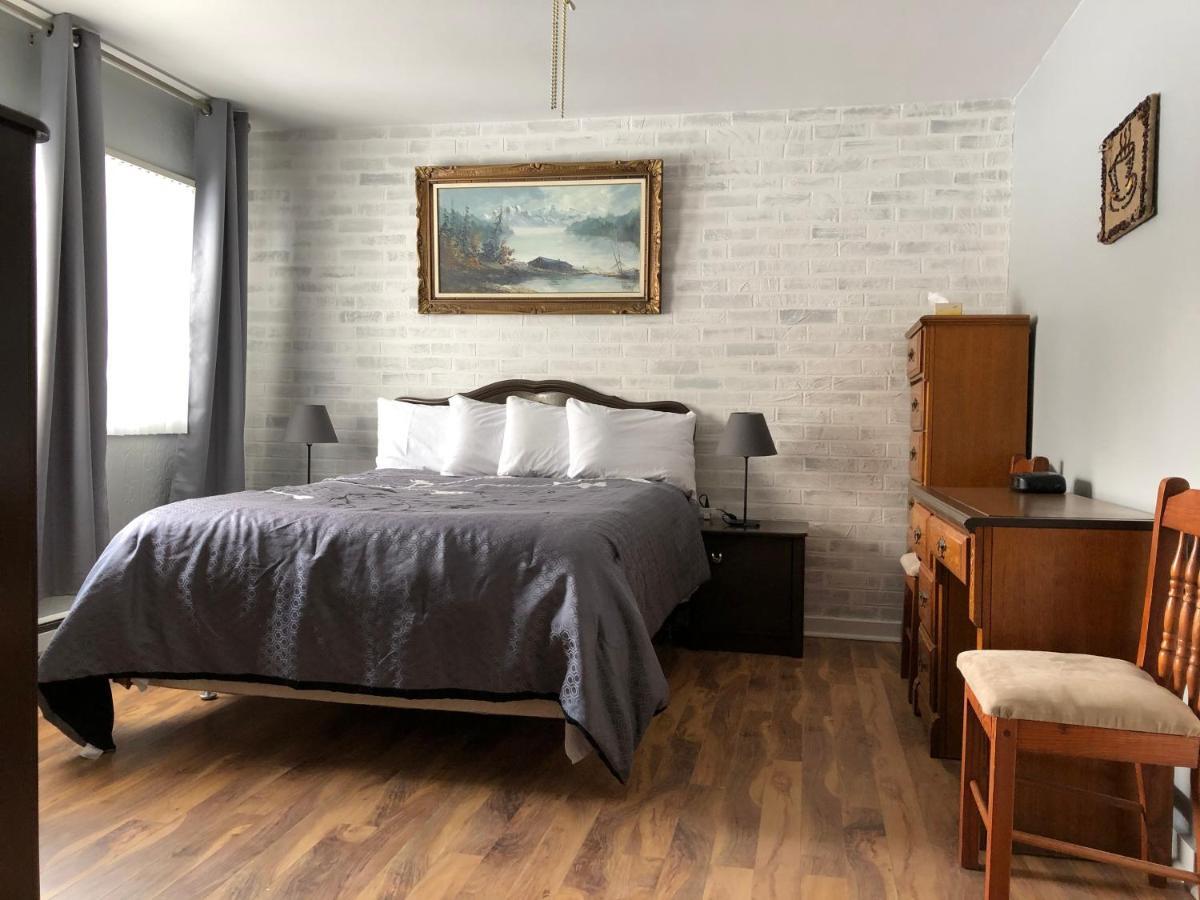 Auberge Restwell Motel Berrys Mills ภายนอก รูปภาพ