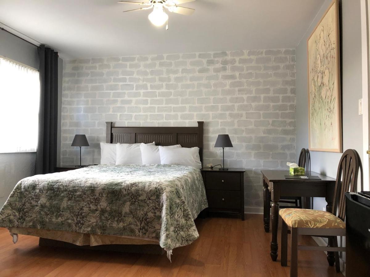 Auberge Restwell Motel Berrys Mills ภายนอก รูปภาพ